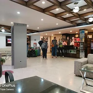 4* Hotel D'capitol Suites Delhi Aerocity