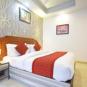 4* Hotel The Near Delhi Airport